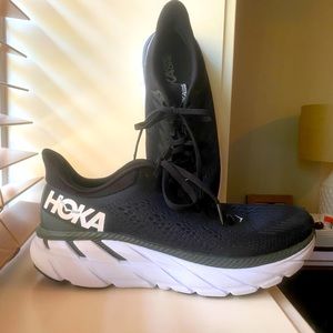 HOKA CLIFTON 7